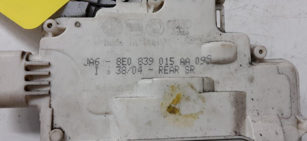 Audi A4 8EC B7 Bj.07 T&uuml;rschloss hinten links ZV 8E0839015AA